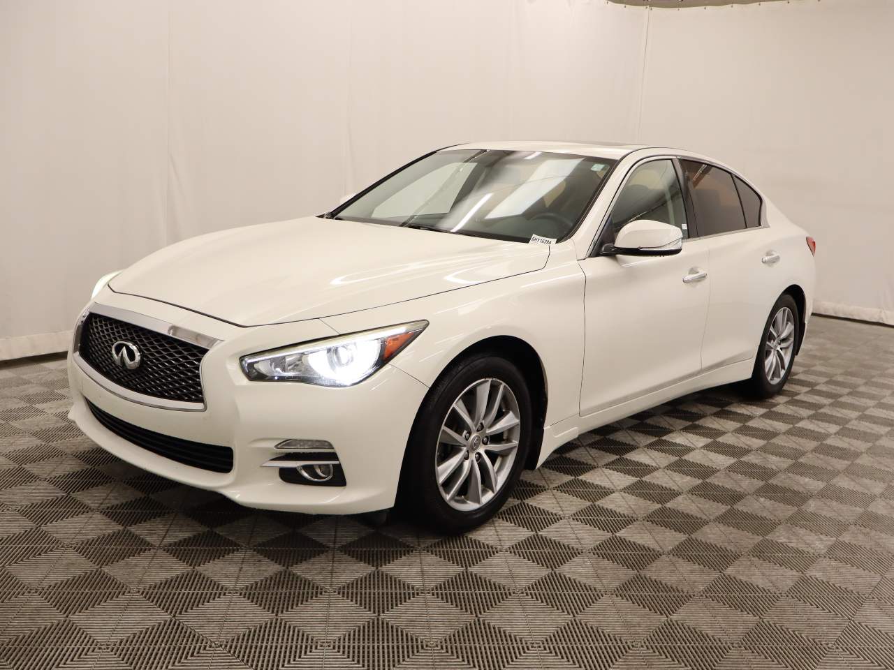 2016 INFINITI Q50 2.0T Premium