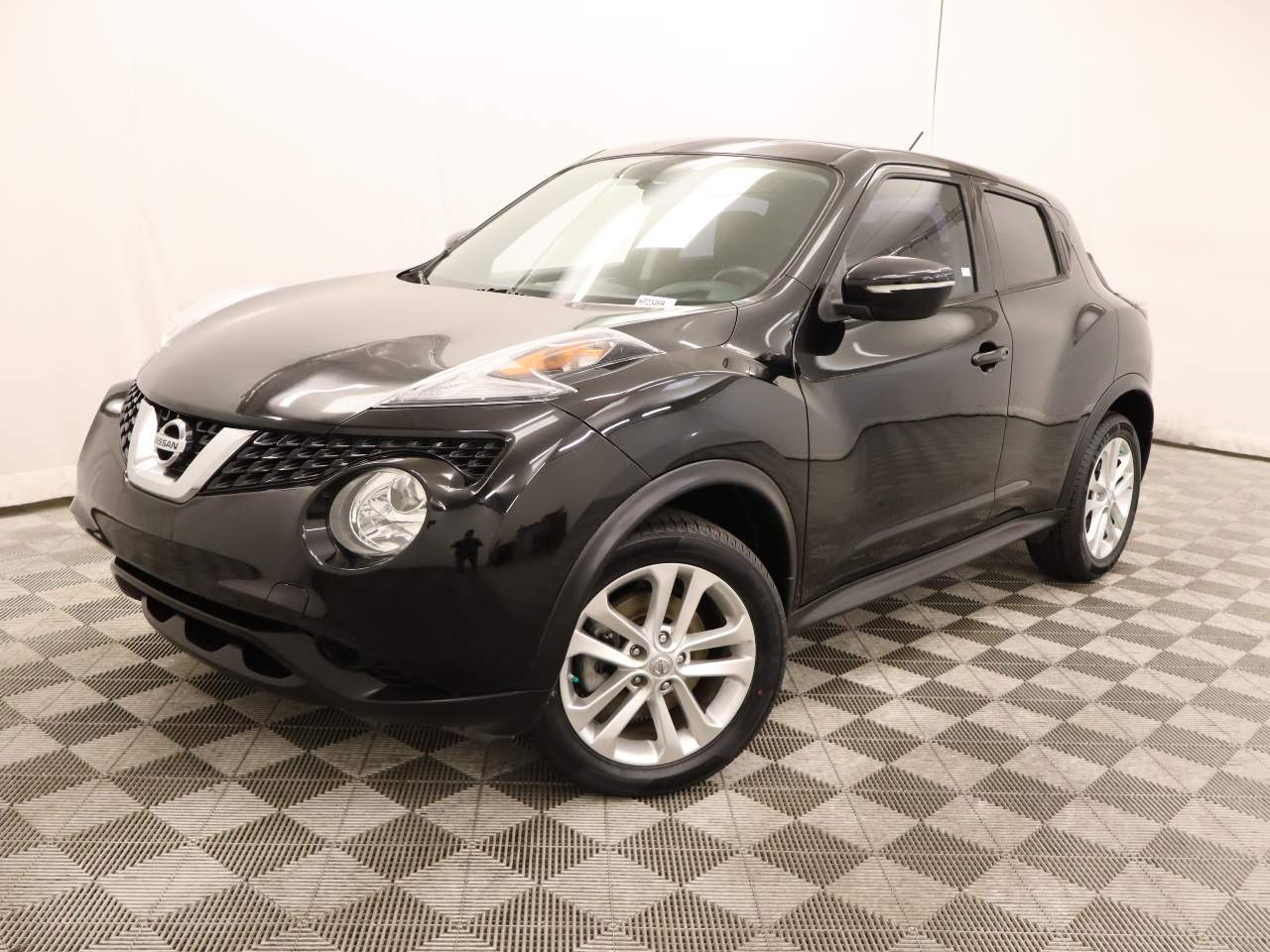 2016 Nissan Juke S