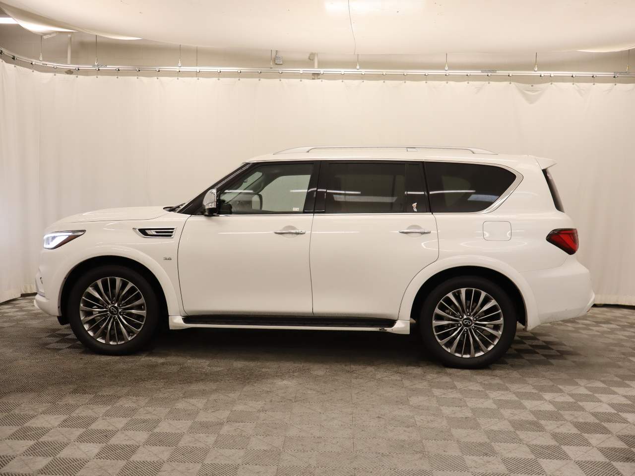 2020 INFINITI QX80 Luxe