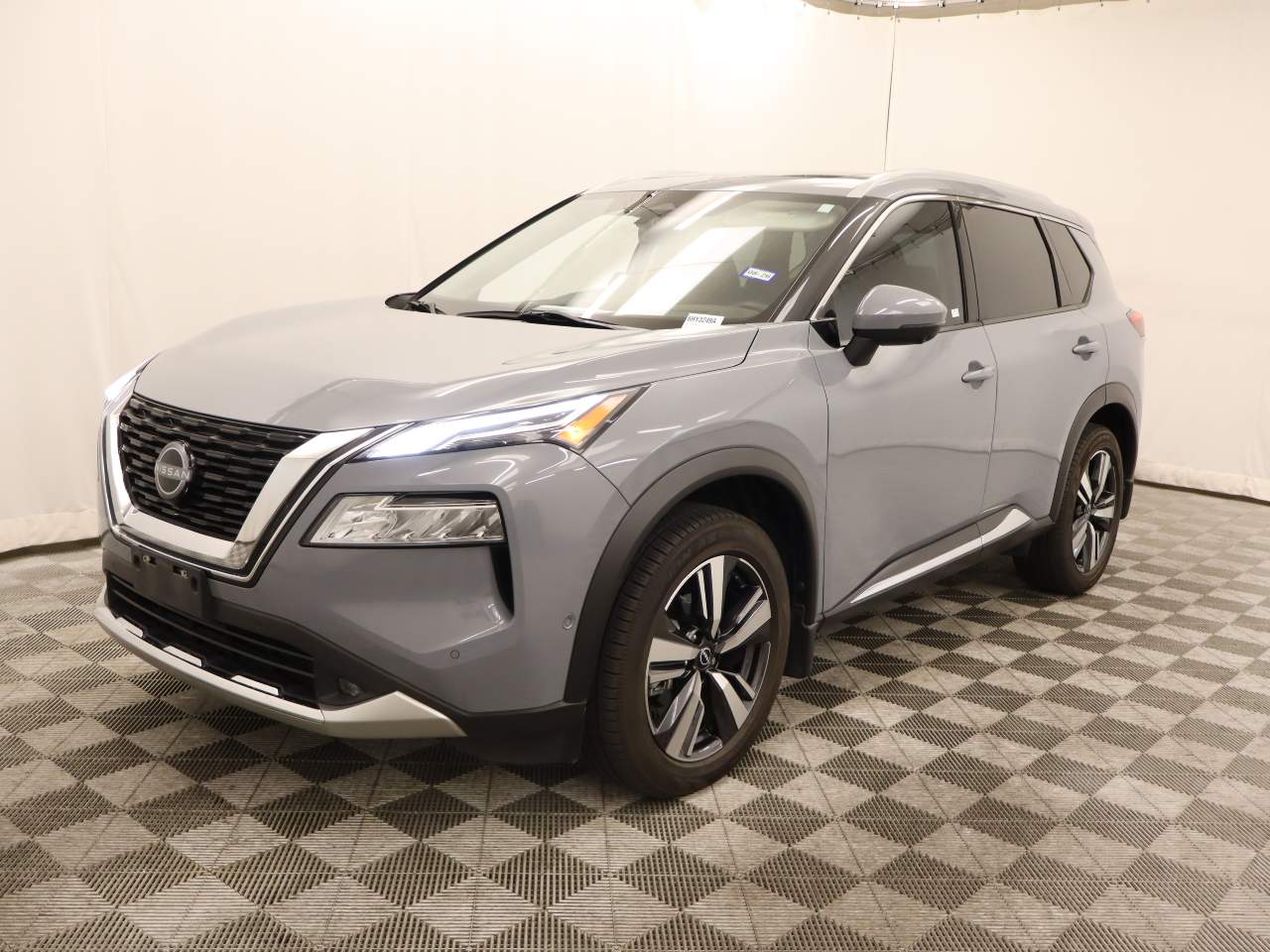 Boulder Gray Pearl 2022 Nissan Rogue Platinum FWD SUV / Crossover Front-Wheel Drive Continuously Variable Transmission