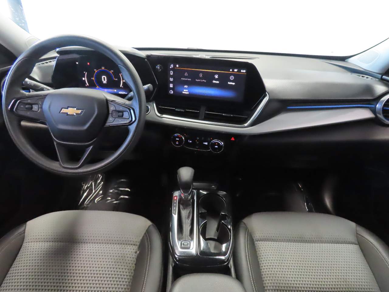 2025 Chevrolet Trax LT - Photo 14