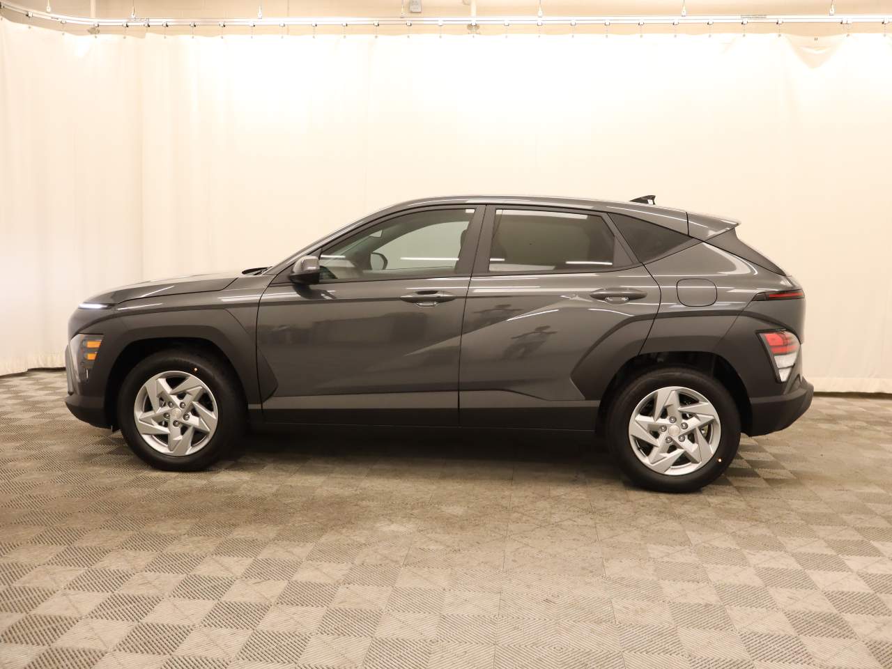 2027 Hyundai KONA SE