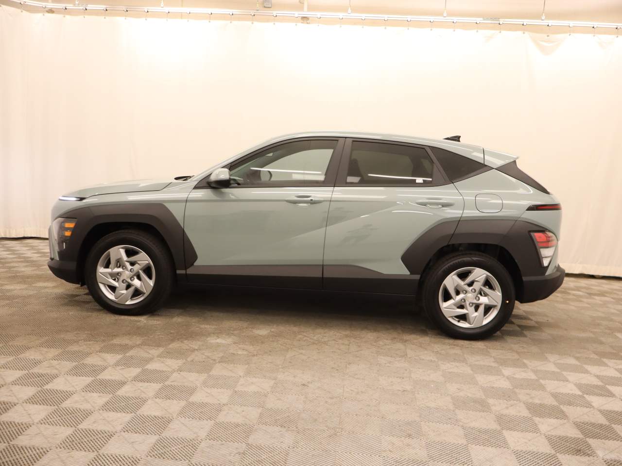2027 Hyundai KONA SE