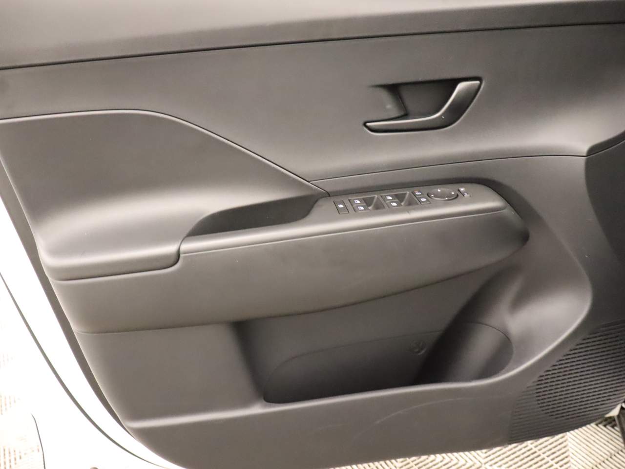 2026 Hyundai Kona SEL Sport - Photo 18
