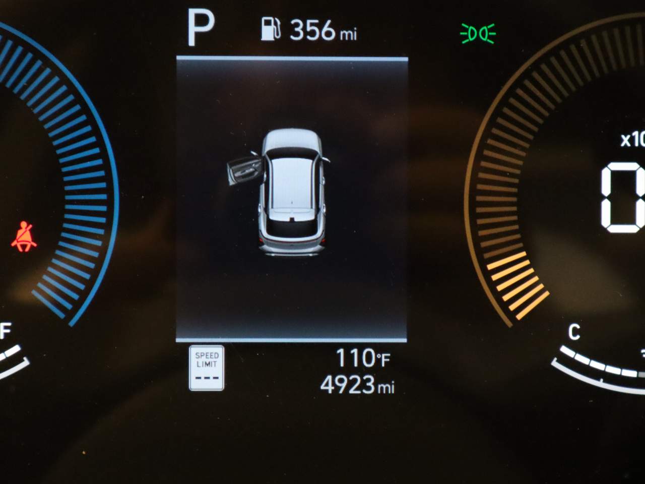 2026 Hyundai Kona SEL Sport - Photo 8