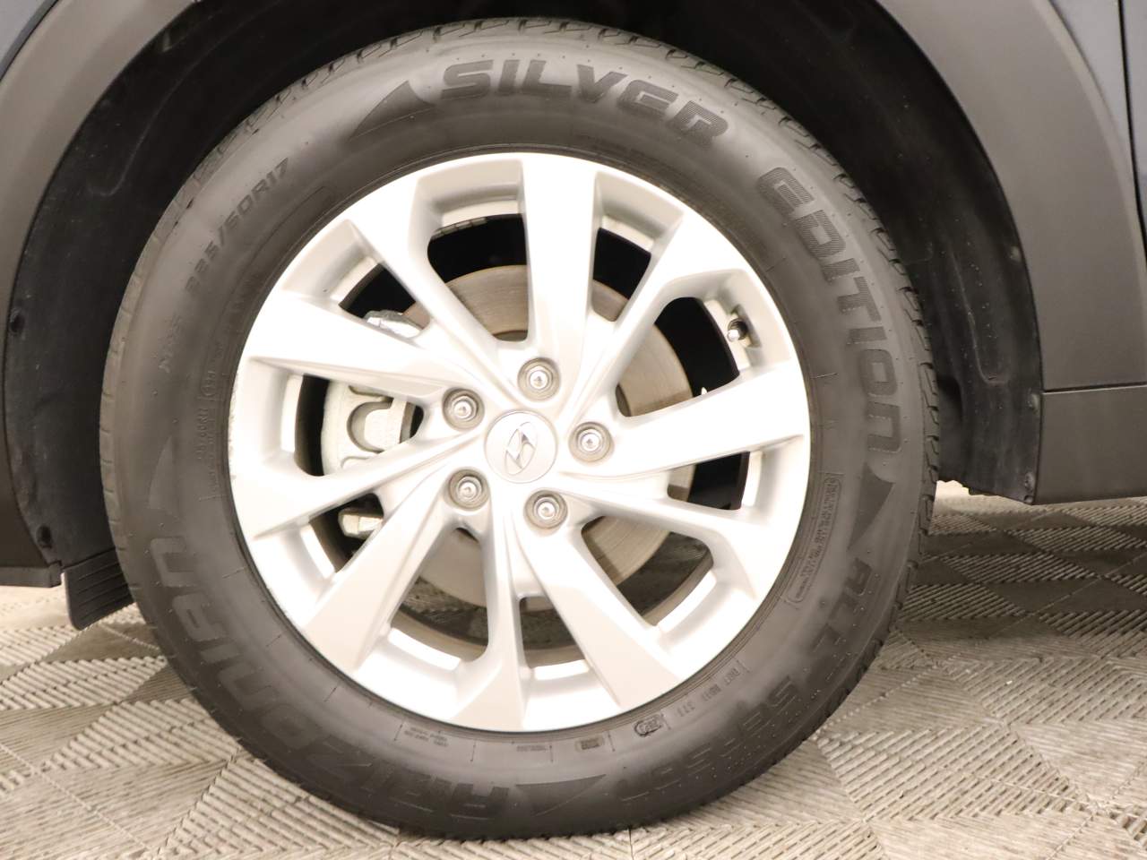 2019 Hyundai Tucson SE - Photo 6