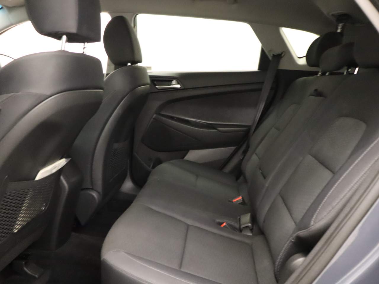 2019 Hyundai Tucson SE - Photo 16