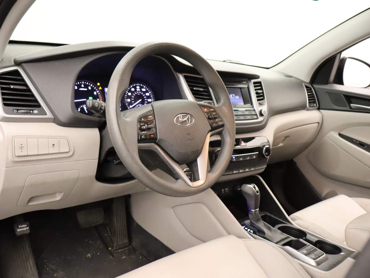 2016 Hyundai TUCSON SE