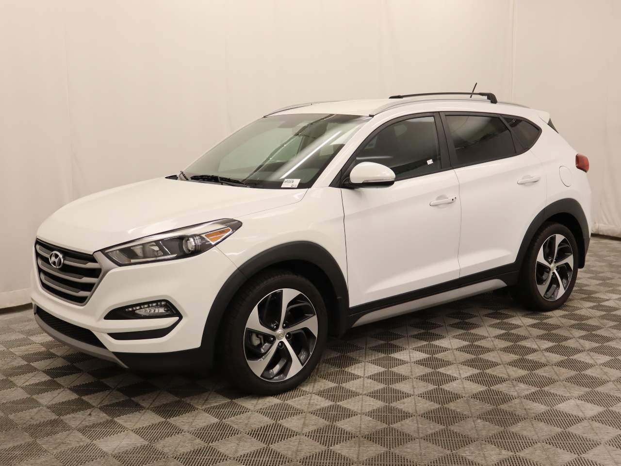 2017 Hyundai Tucson Sport FWD's photo