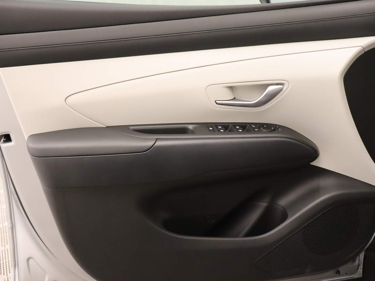 2026 Hyundai TUCSON Hybrid SE