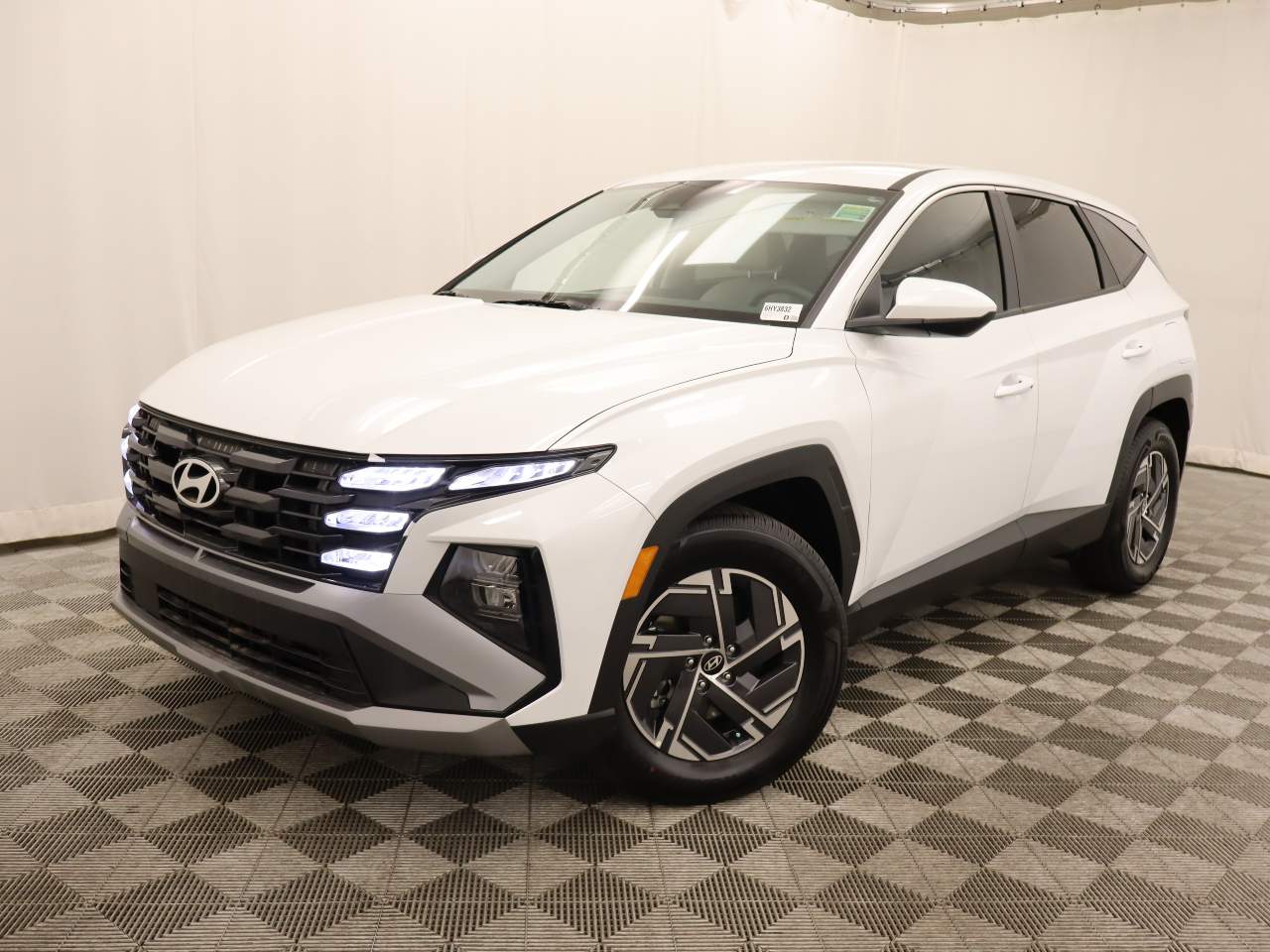 2026 Hyundai TUCSON Hybrid SE