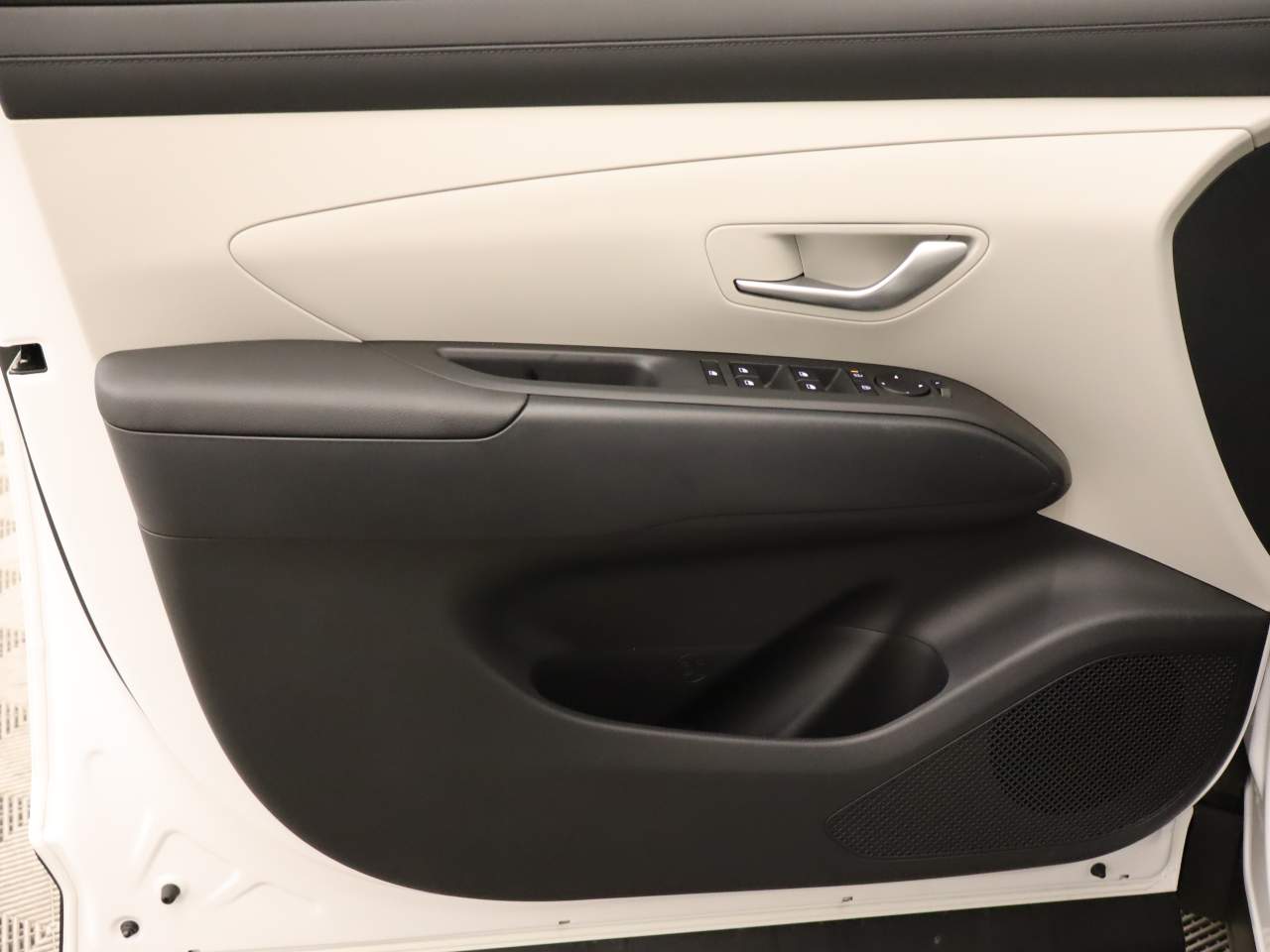 2026 Hyundai TUCSON Hybrid SE