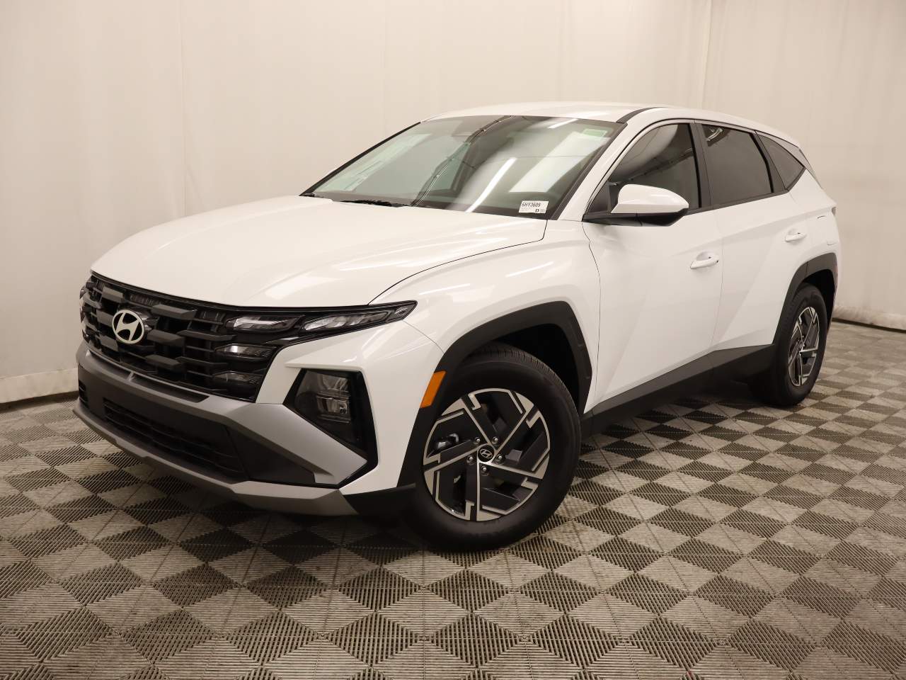 2026 Hyundai TUCSON Hybrid SE