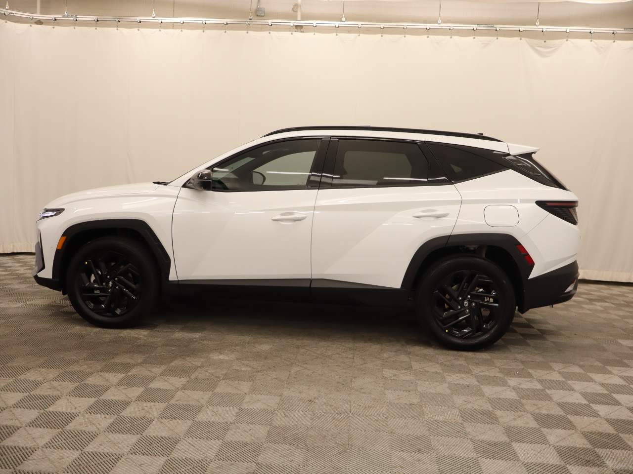 2026 Hyundai TUCSON Hybrid Night