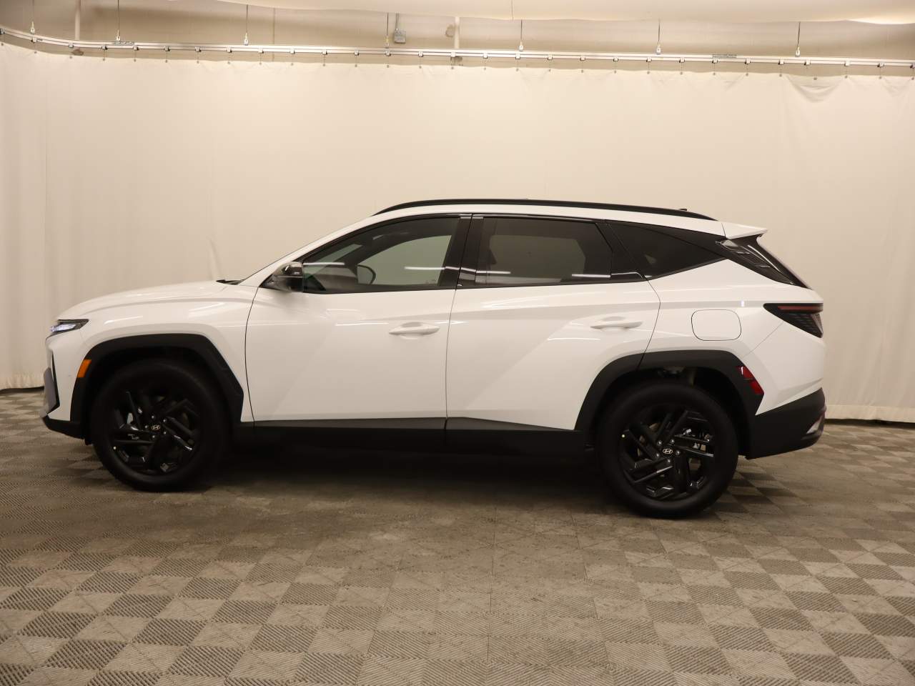 2026 Hyundai TUCSON Hybrid Night