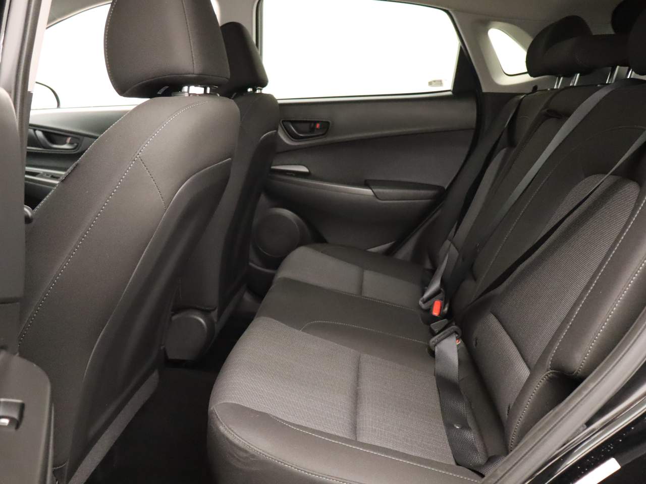 2023 Hyundai Kona SEL - Photo 17