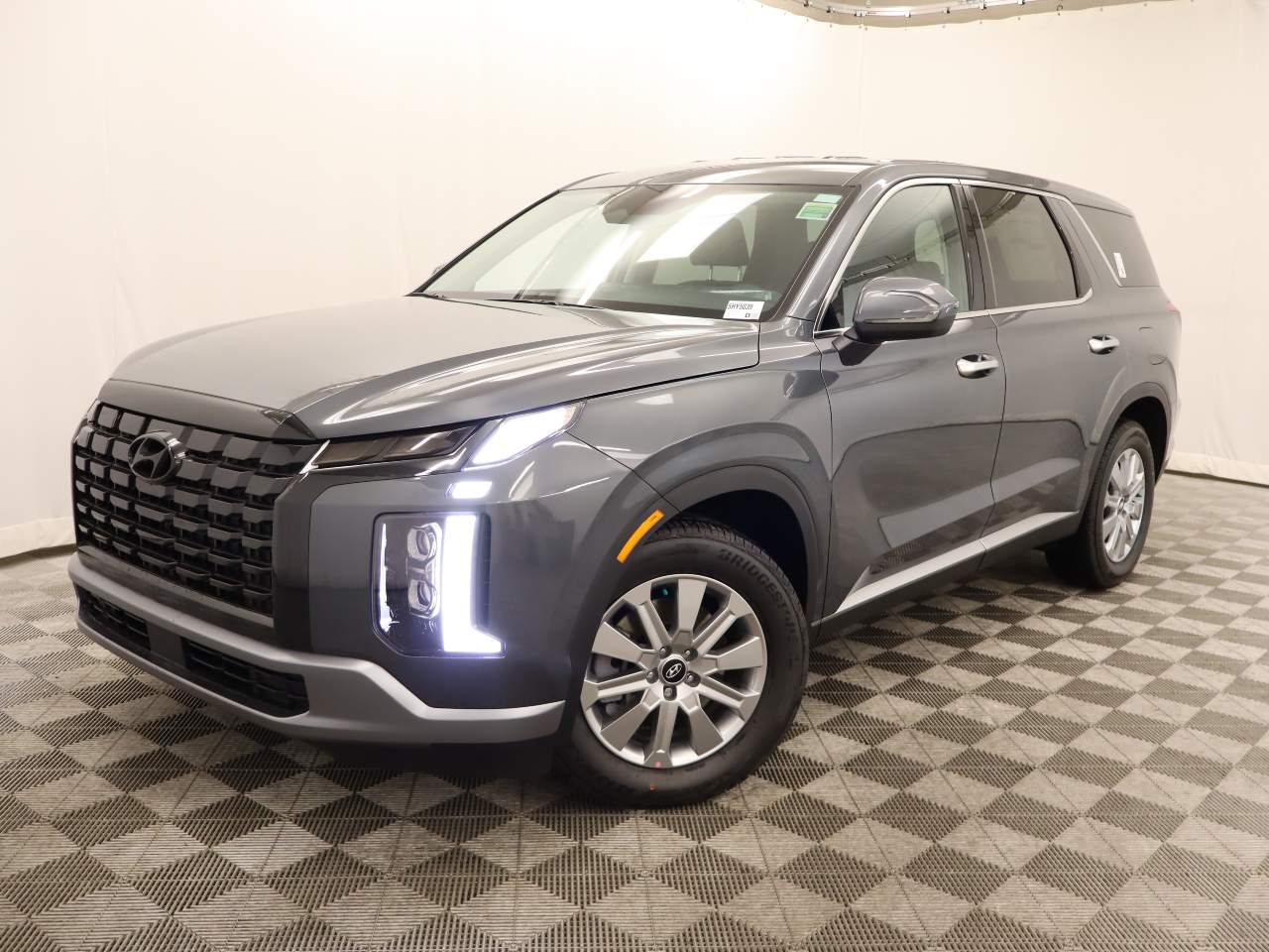 2025 Hyundai PALISADE SE