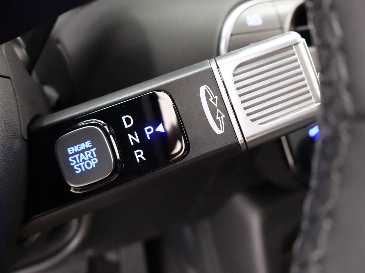 2026 Hyundai Palisade Limited - Photo 8