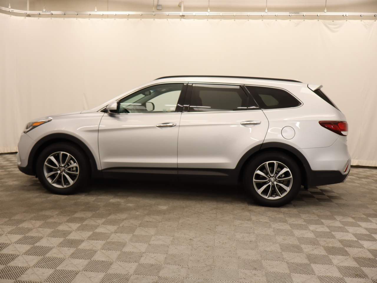 2018 Hyundai SANTA FE SE