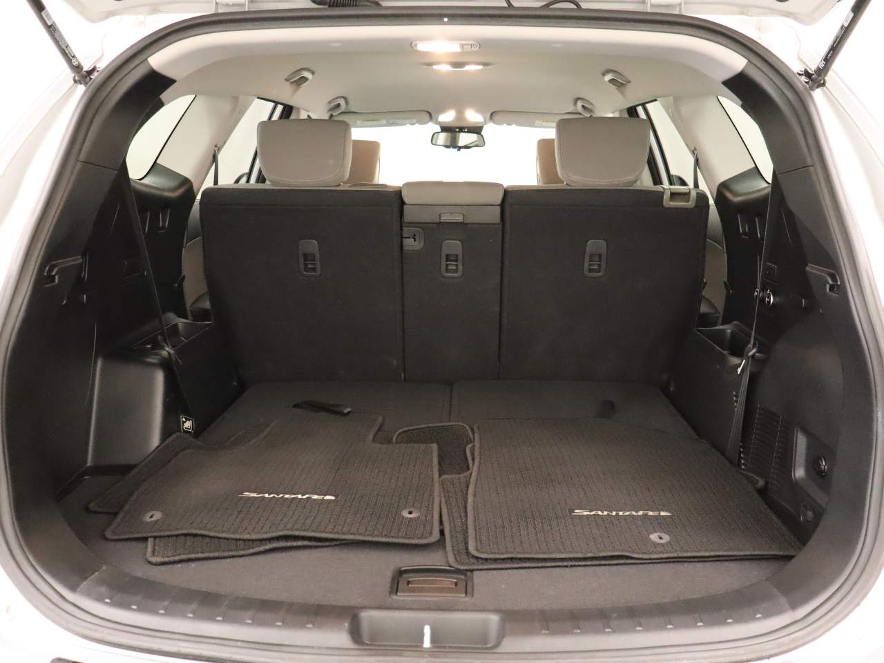 2018 Hyundai SANTA FE SE