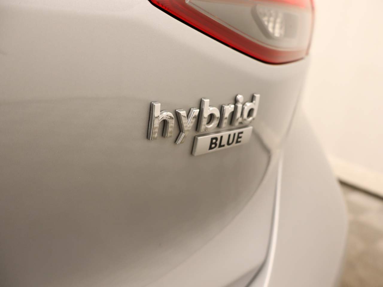 2022 Hyundai IONIQ Hybrid Blue