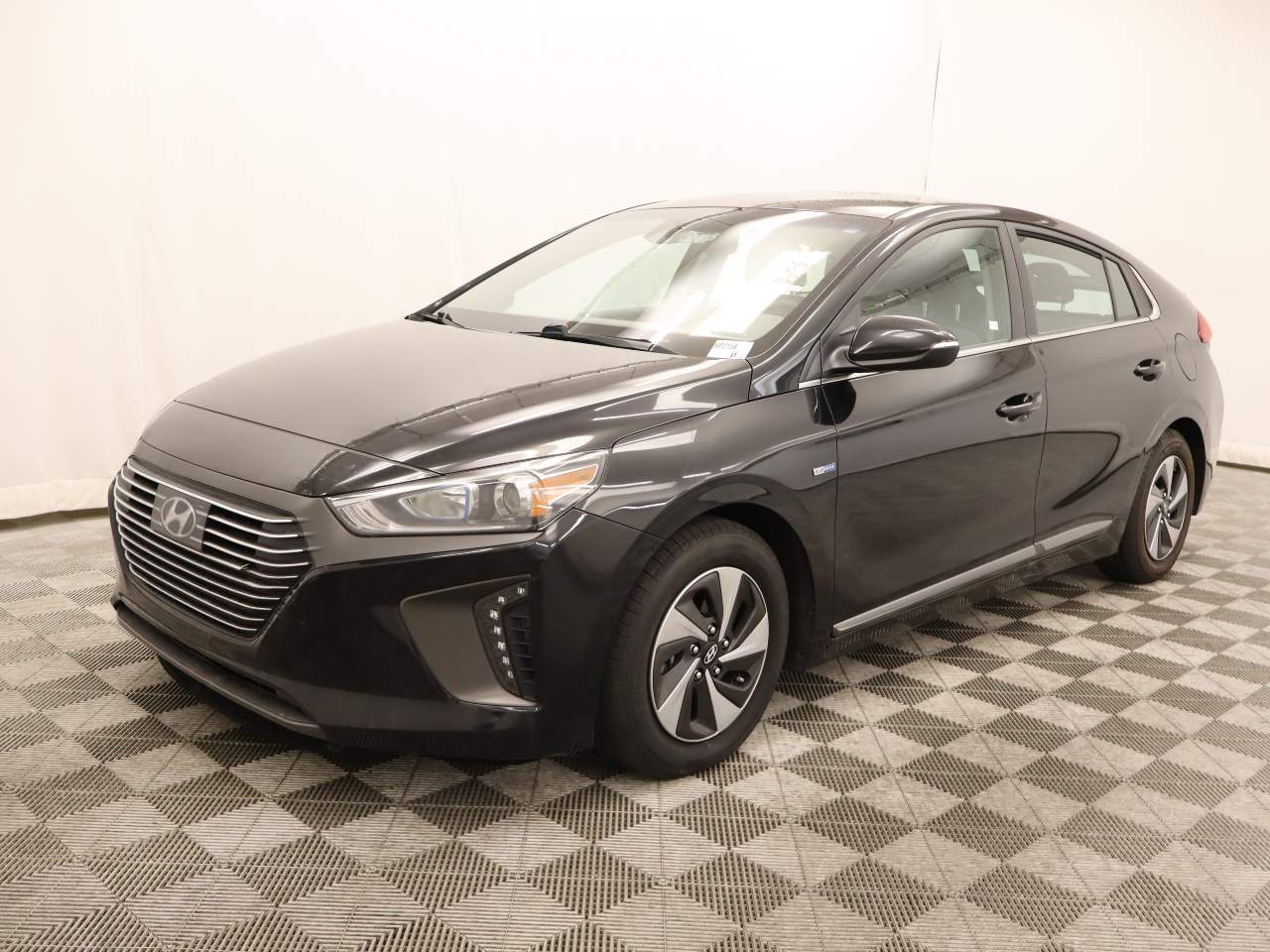 2019 Hyundai IONIQ Hybrid SEL