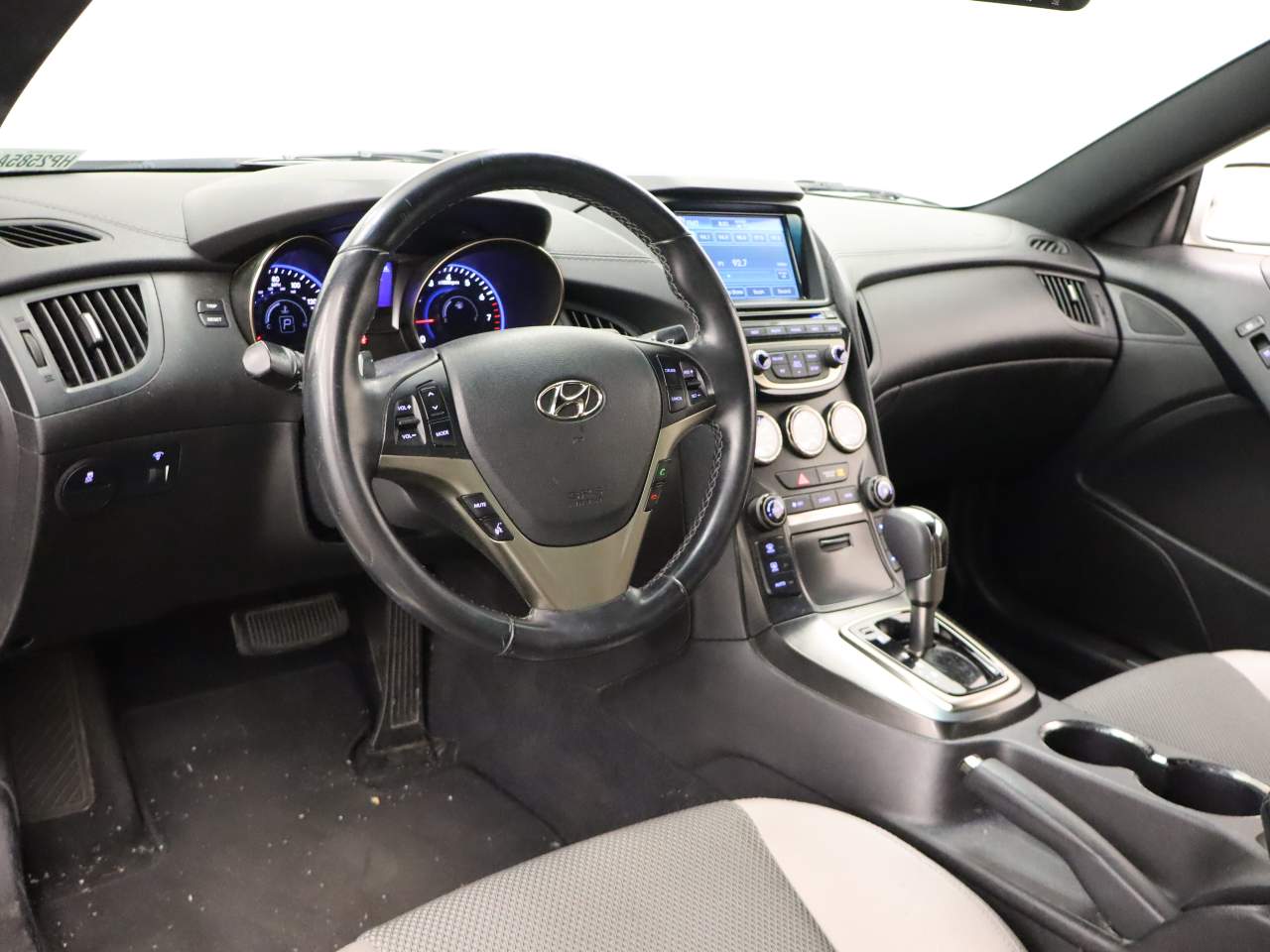 2013 Hyundai Genesis Coupe 2.0T Premium