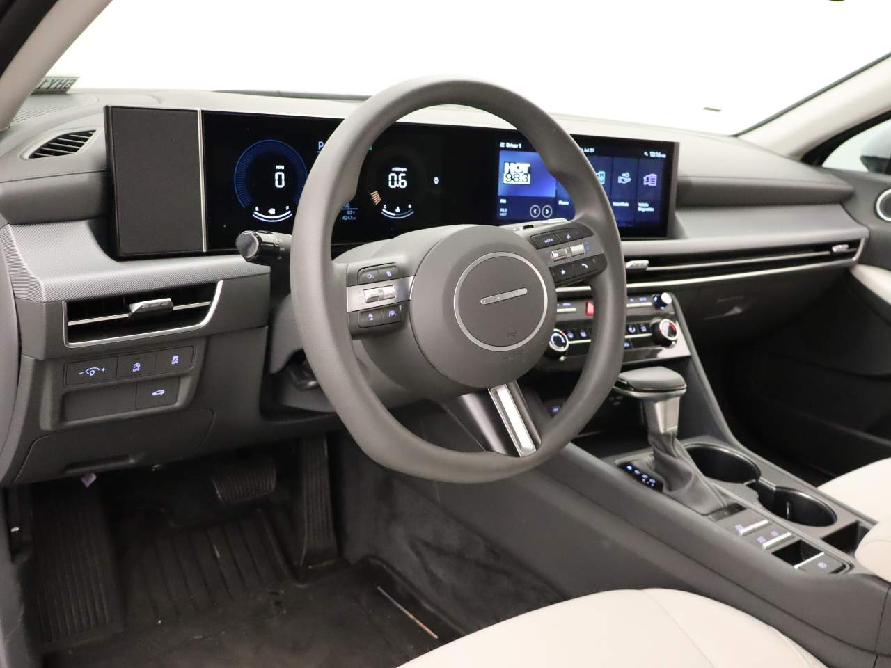 2026 Hyundai Sonata SE - Photo 14