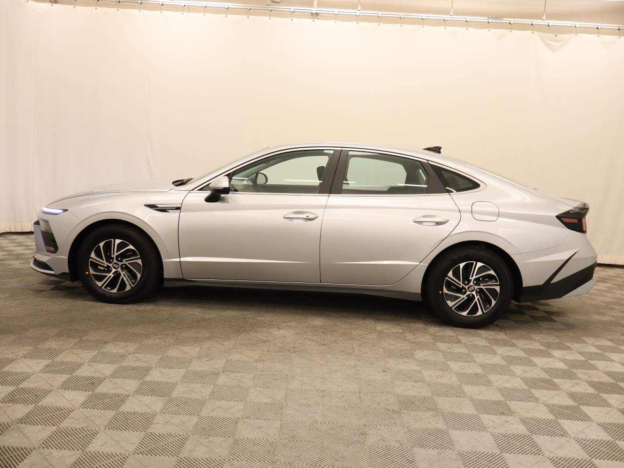 2027 Hyundai SONATA Hybrid Blue
