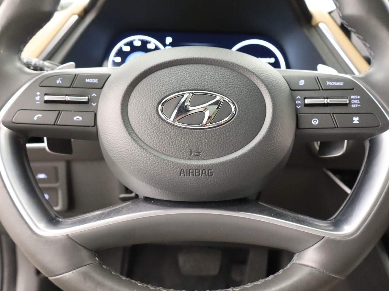 2022 Hyundai Sonata Limited - Photo 12