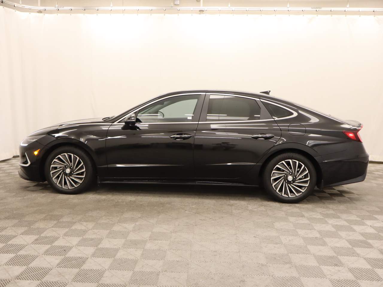 2022 Hyundai SONATA Hybrid Limited