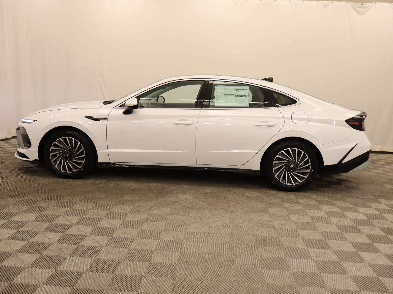 2027 Hyundai SONATA Hybrid Limited