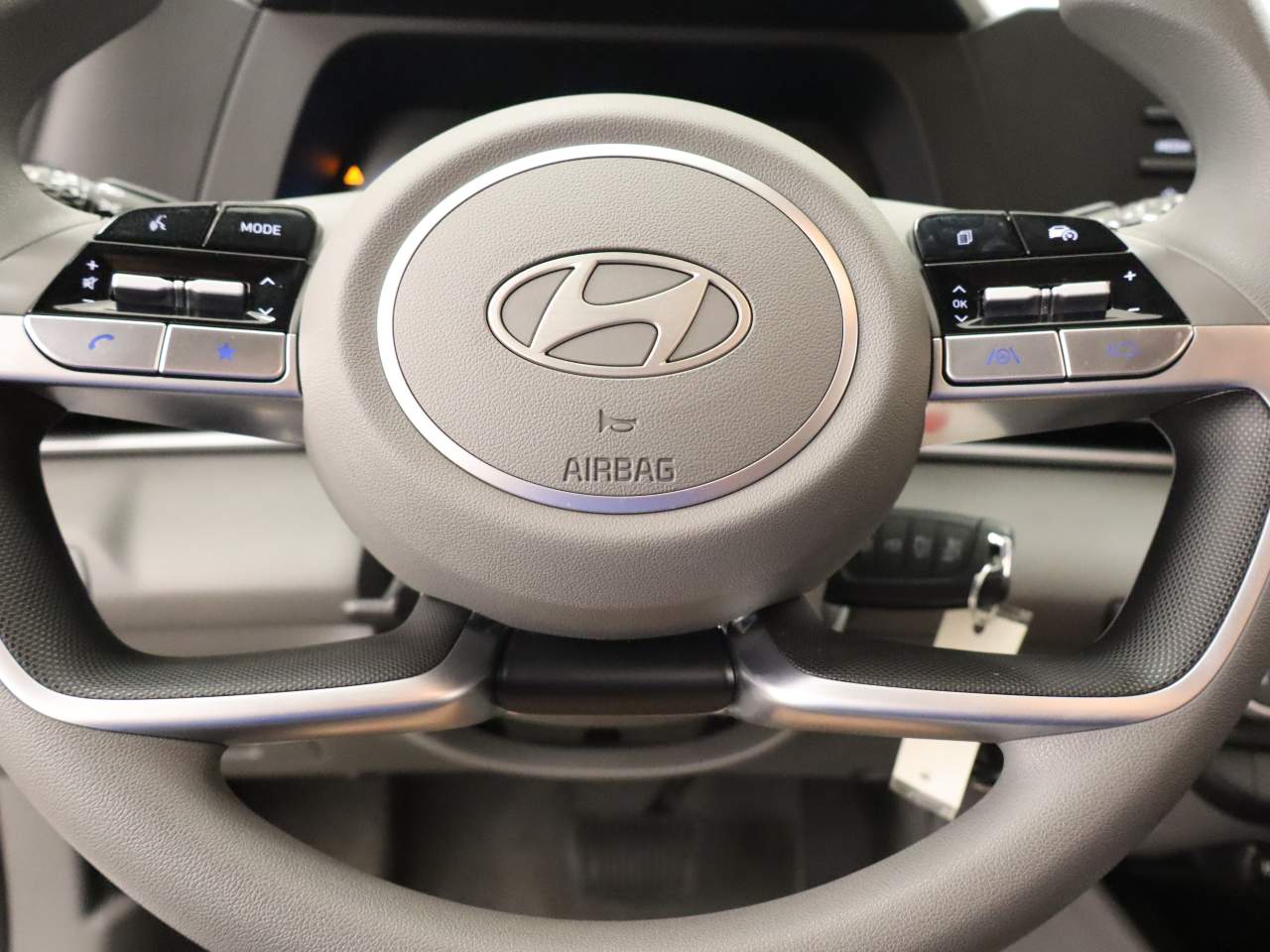 2026 Hyundai Elantra SE - Photo 13