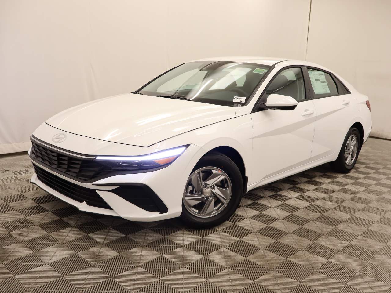 2026 Hyundai ELANTRA SE FWD