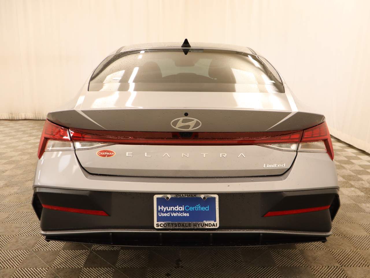 2026 Hyundai Elantra Limited - Photo 6