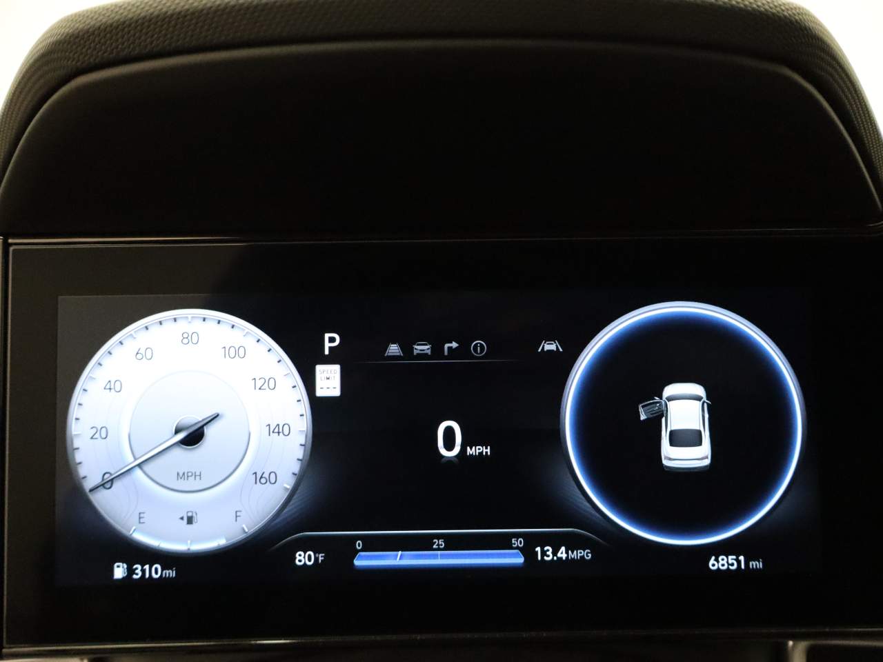 2026 Hyundai Elantra Limited - Photo 8