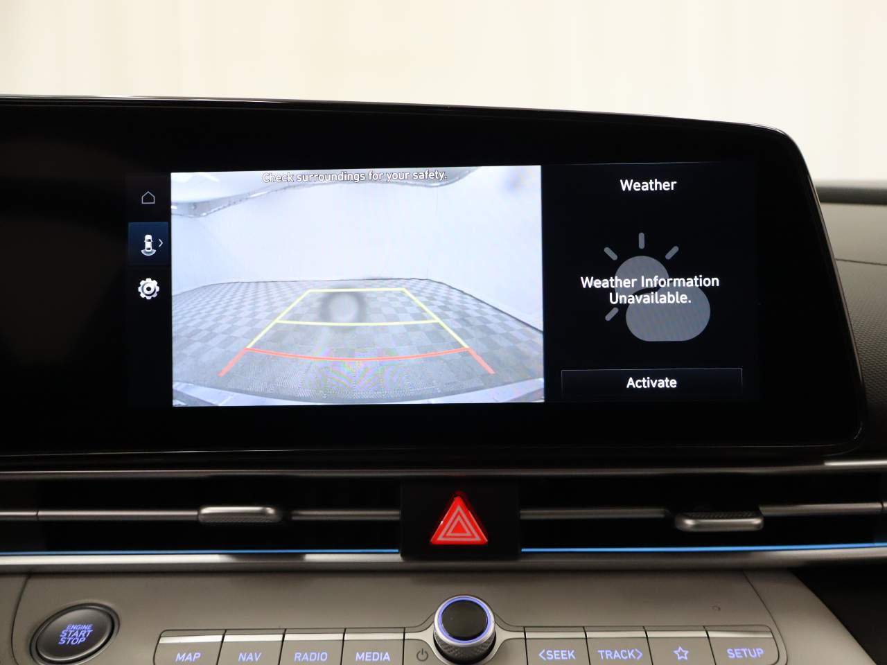 2026 Hyundai Elantra Limited - Photo 12