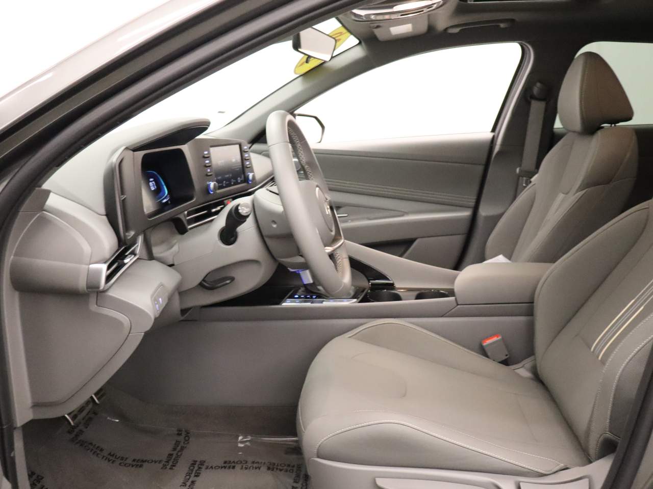 2026 Hyundai Elantra SEL - Photo 15