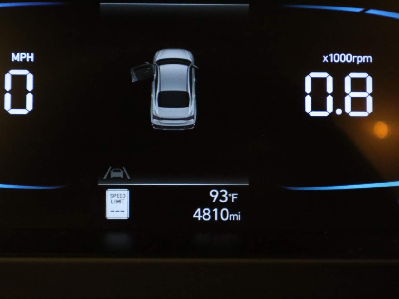 2026 Hyundai Elantra SEL - Photo 8