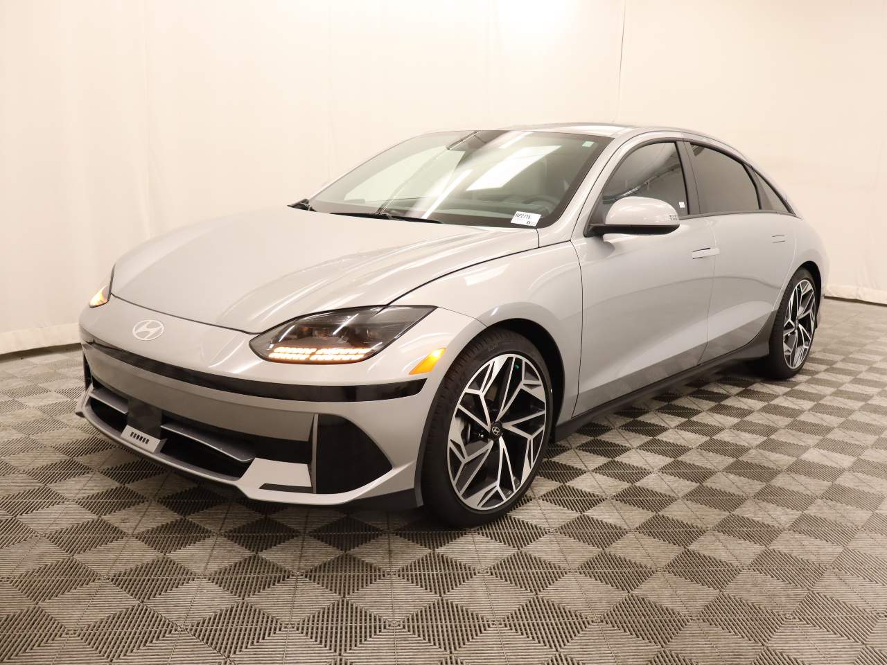 2025 Hyundai IONIQ 6 SEL