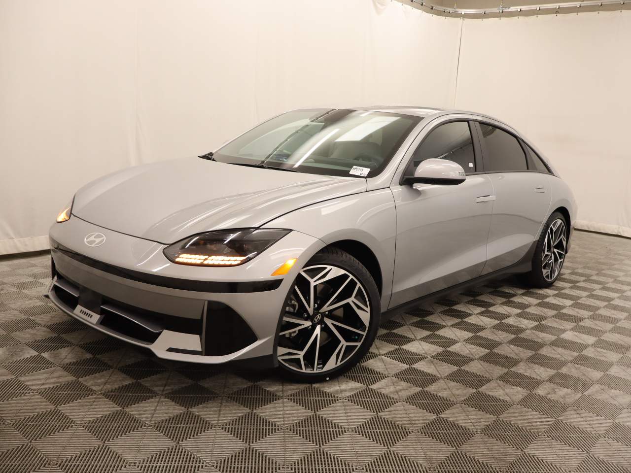 2025 Hyundai IONIQ 6 SEL