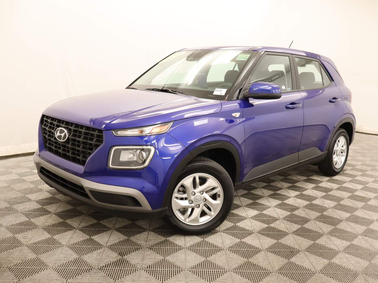 2024 Hyundai VENUE SE