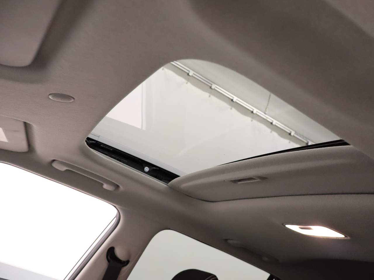 2026 Hyundai Venue SEL - Photo 18