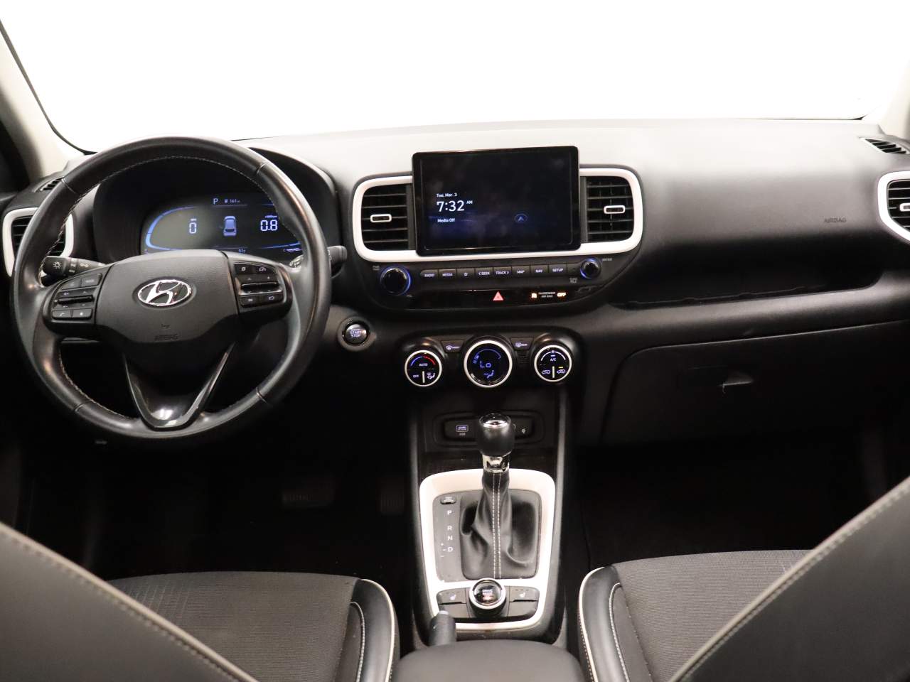 2023 Hyundai VENUE Limited