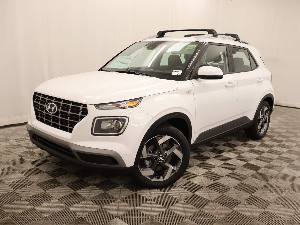 Lunar White 2026 Hyundai Venue SUV / Crossover Front-Wheel Drive