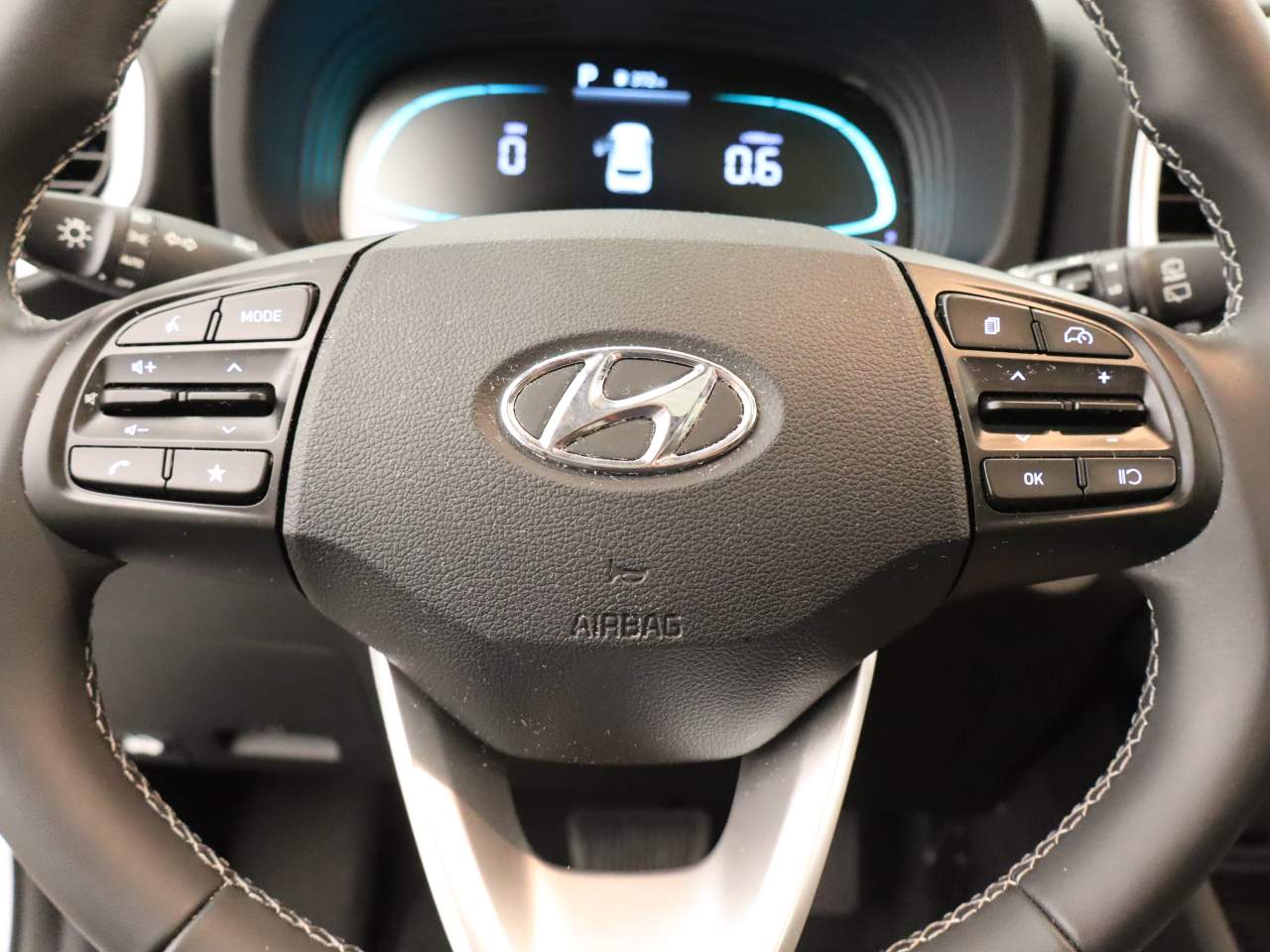 2026 Hyundai Venue SEL - Photo 13