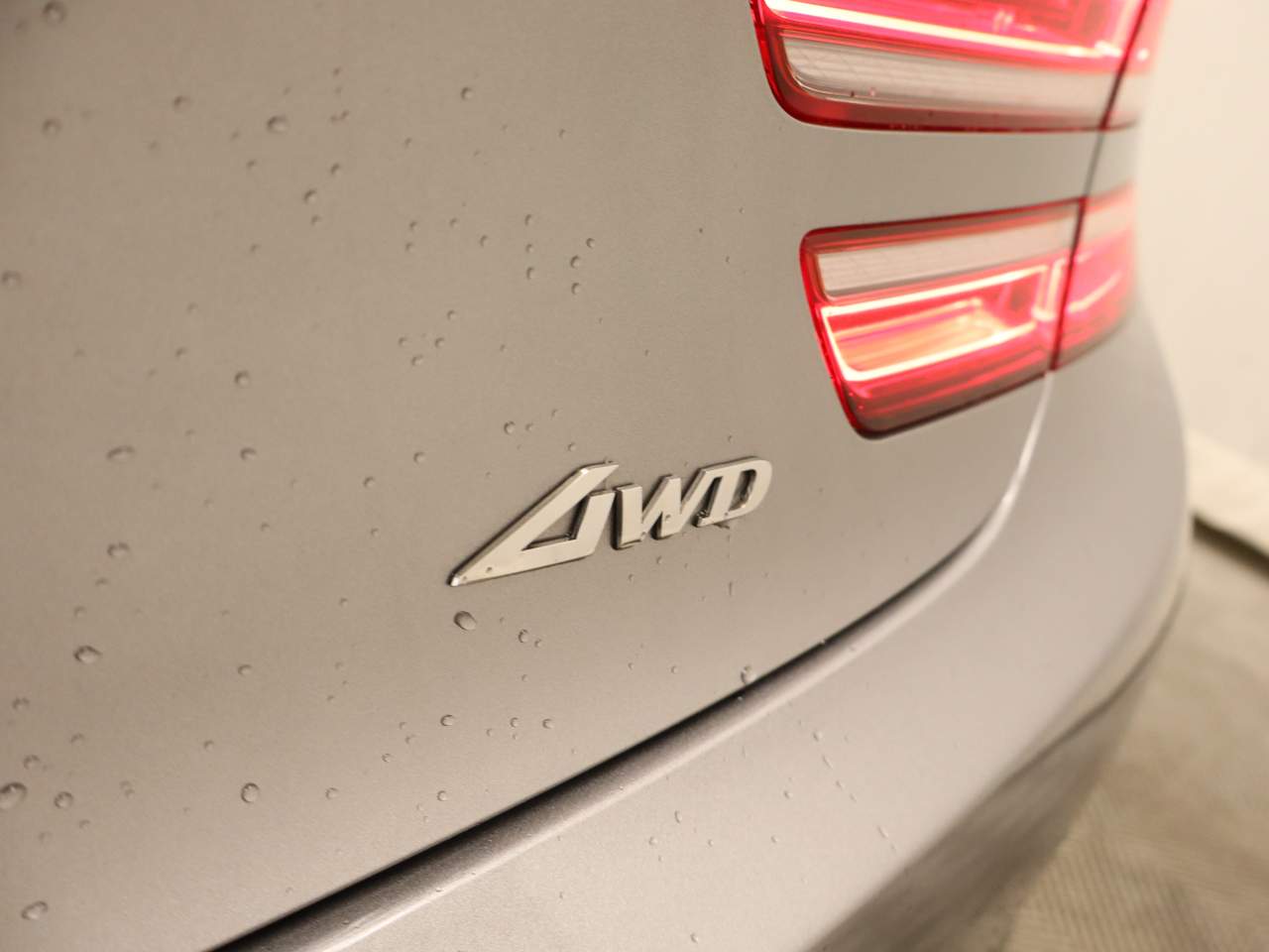 2024 Genesis G80 2.5T