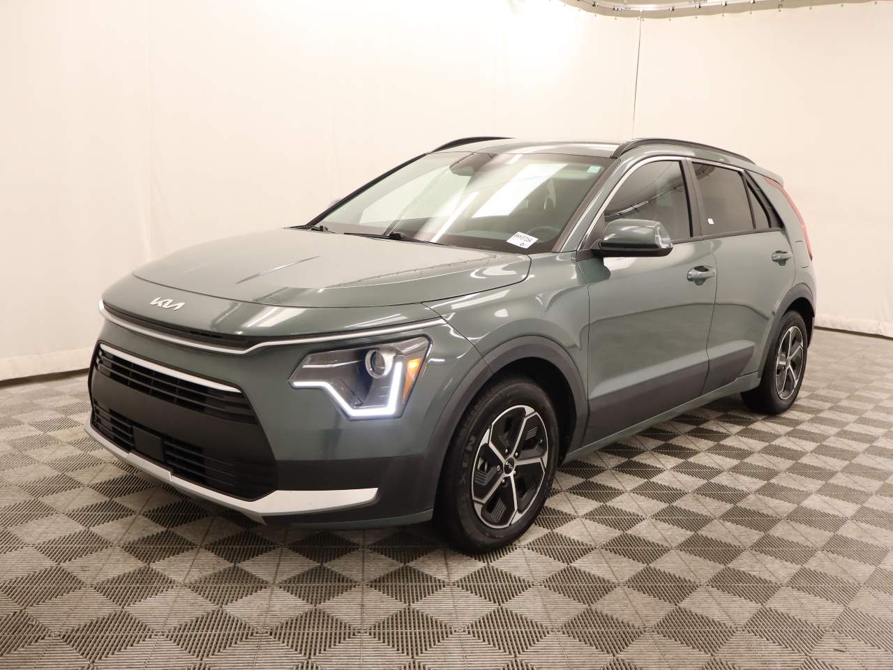 2023 Kia Niro EX