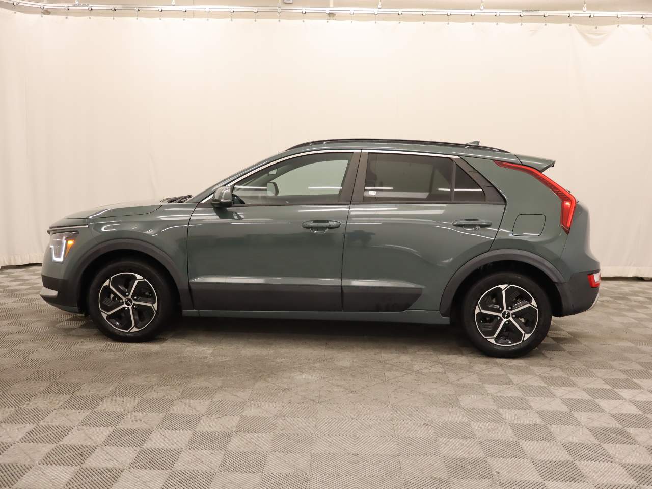 2023 Kia Niro EX