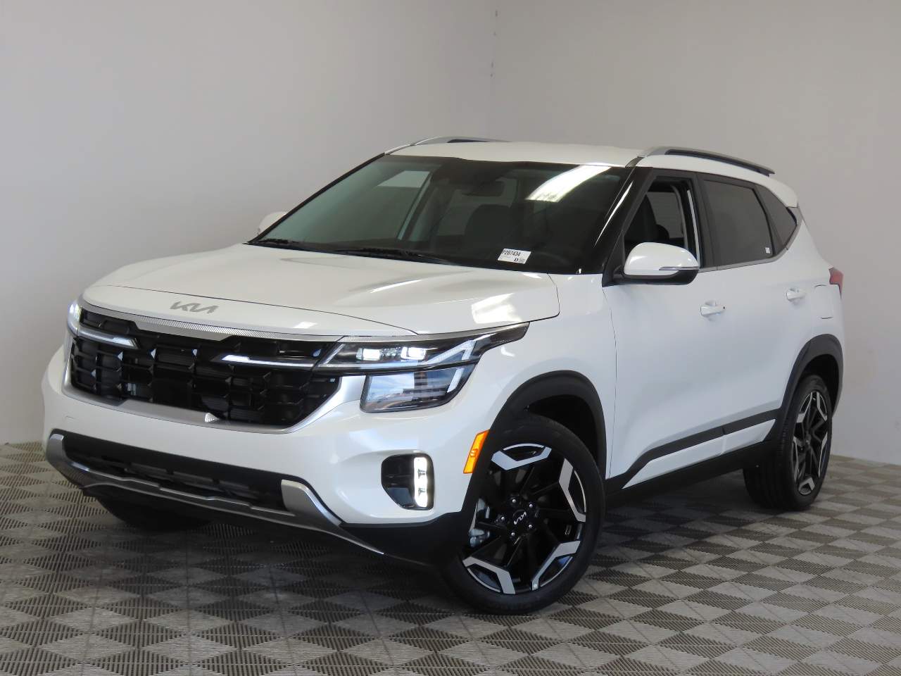 2024 Kia Seltos SX